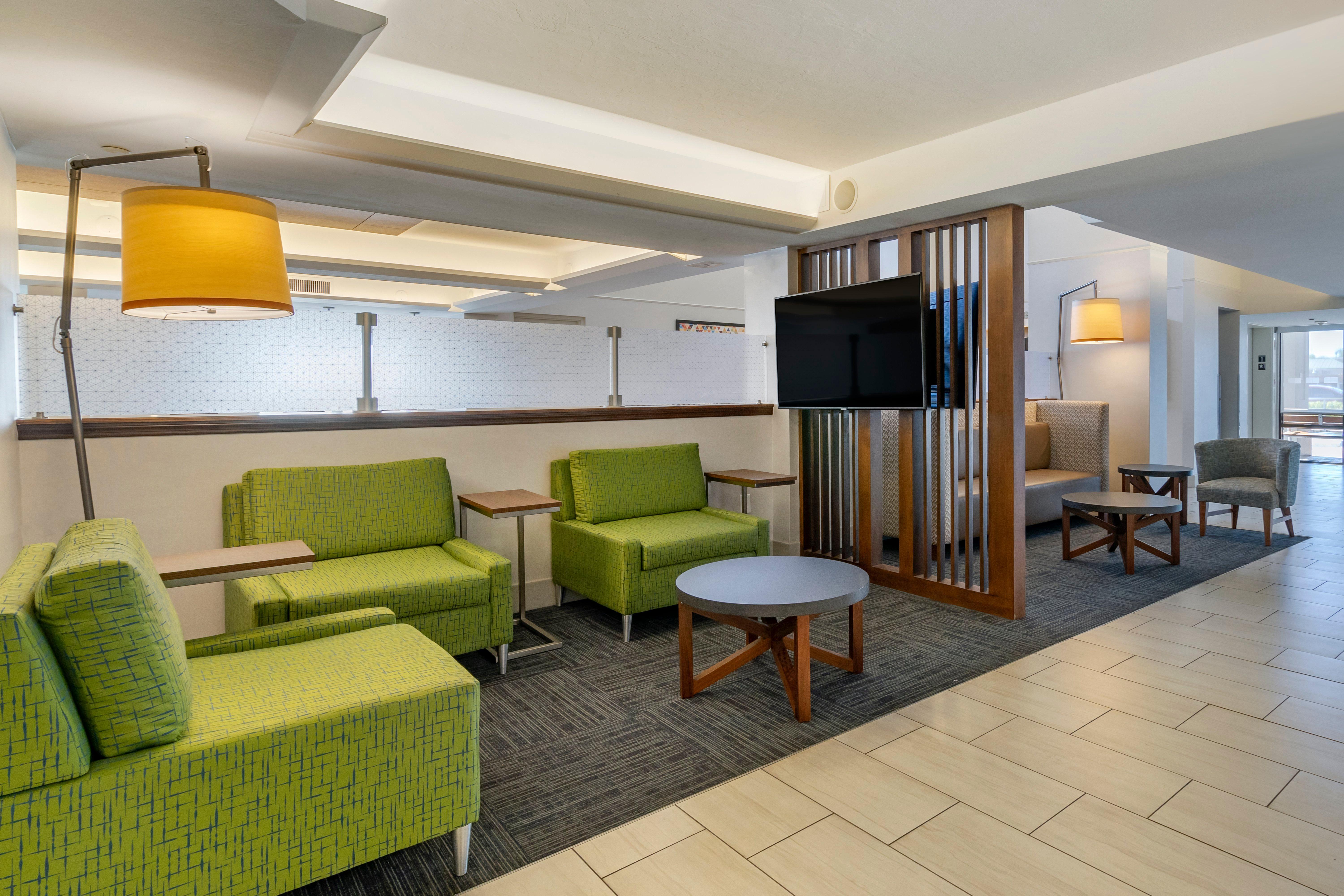 Express Cape Coral-fort Myers Area By Ihg Hotel