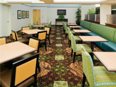 Hotel Express Cape Coral-fort Myers Area By Ihg 3*